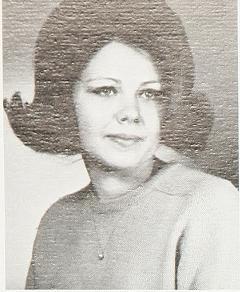 Linda Lowe's Classmates profile album