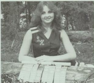 Dee Burroughs' Classmates profile album