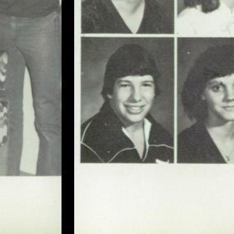 Denise Davis' Classmates profile album