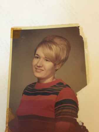 Judy Borden's Classmates profile album