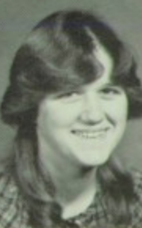 Carolyn Mills' Classmates profile album