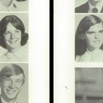 Roberta Shelton's Classmates profile album