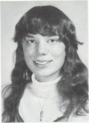 Lynn Connelly's Classmates profile album