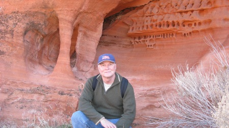 Hiking in the Red Cliffs Desert Reserve