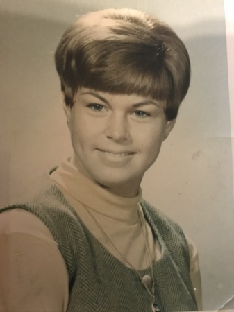 Karen Bess' Classmates profile album