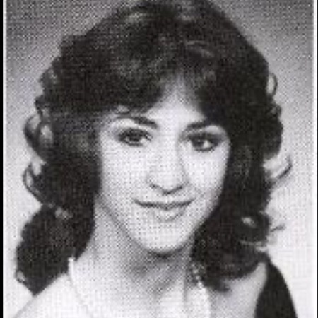 Rhonda Lutt's Classmates profile album