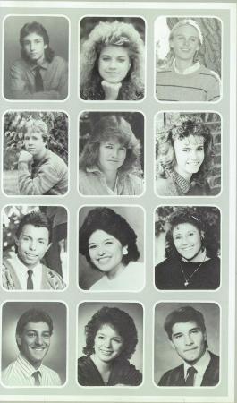 Suzanne Vargas' Classmates profile album