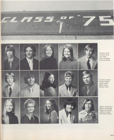 Leigh Hahn's Classmates profile album