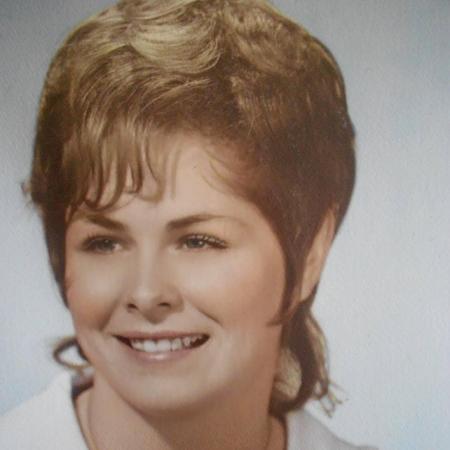 Margaret Quarles's Classmates® Profile Photo