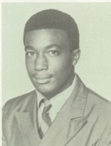 Earnest Holt's Classmates profile album