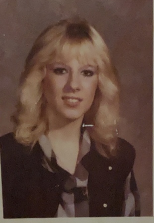 Vicki Hutchings' Classmates profile album