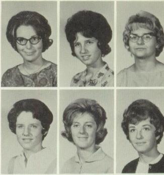 Carolyn Lewis' Classmates profile album