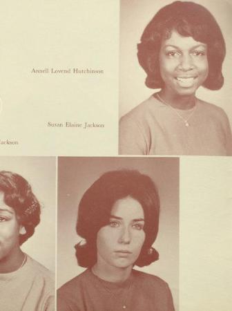 Annell Sampson-Jones' Classmates profile album