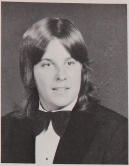 Tom Howell's Classmates profile album