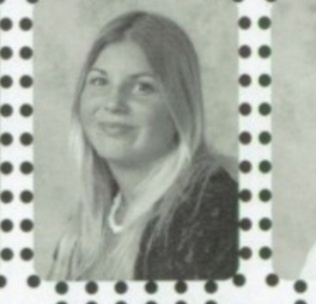 Marianne Abshire's Classmates profile album
