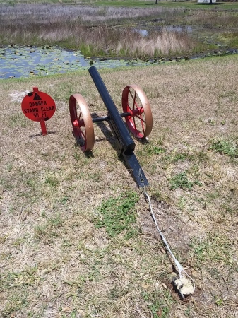 Black powder cannon