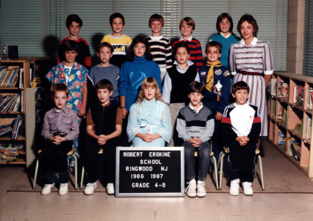 1986 - 1987 Grade 4 Class Photo - Ms Bennett