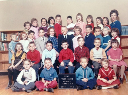 1ST GRADE CLASS PHOTO 1963