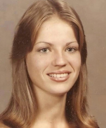 Darlene Kirkland  Gill's Classmates profile album