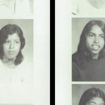 Yolanda Davila's Classmates profile album