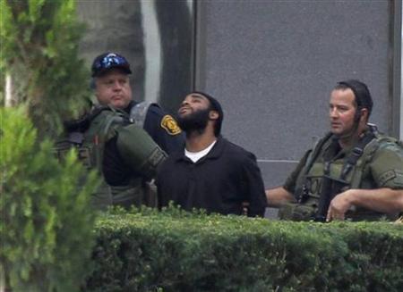 Highrise hostage situation,Gateway center,2012