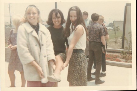 Cindy, Sandy and Donna Brady.