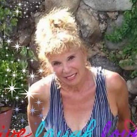 Shirley Snell's Classmates® Profile Photo