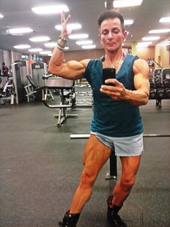 Lynn Davis' album, countdown to May-5 weeks out