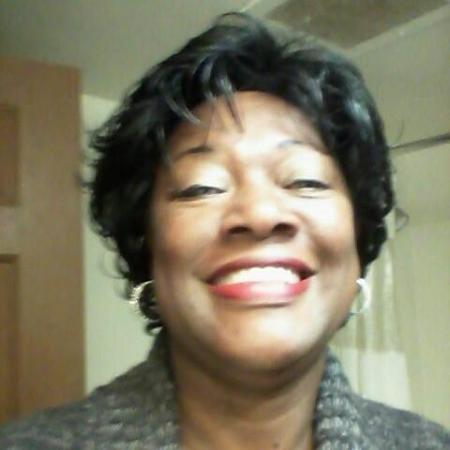 gloria snowden's Classmates® Profile Photo