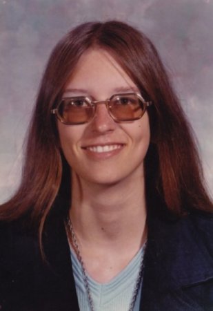 Linda Larson's Classmates profile album