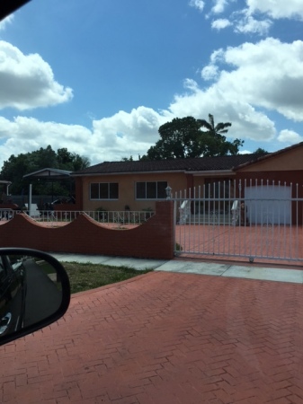 330 W 51st STREET HIALEAH