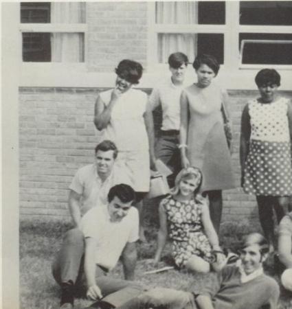 Donna Taylor's Classmates profile album