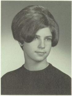 Linda Roberts' Classmates profile album