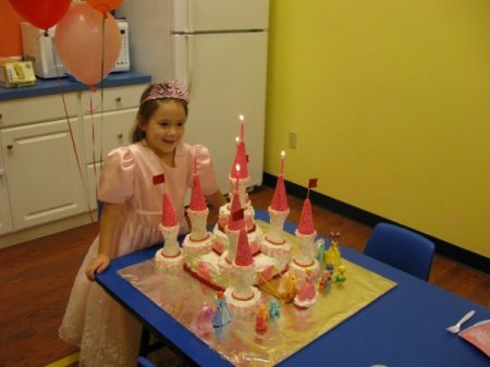Rachel's 5th Birthday - the big Castle Cake!