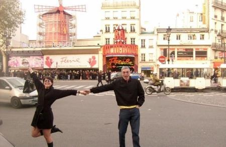 Rosi & Harry on the Streets of Paris