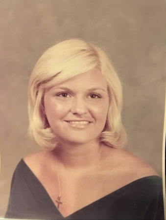 Cindy Robbins' Classmates profile album