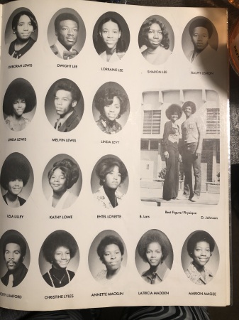 Linda Lesley's Classmates profile album