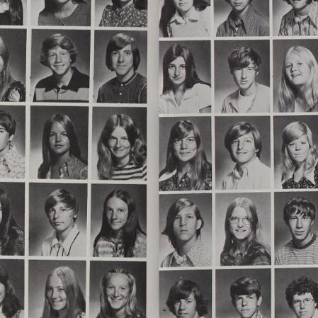 lyle Kapelos' Classmates profile album