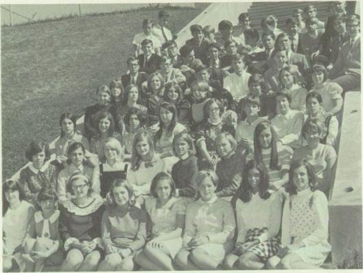 MaryJo Woolston's Classmates profile album