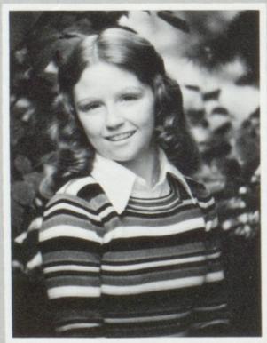 Paula Jones' Classmates profile album