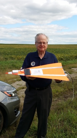 Paper Airplane used to Set World Record 97500'
