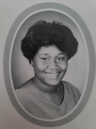 Sheila Wells' Classmates profile album