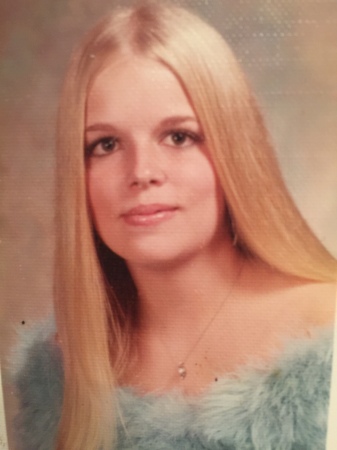 Shelley McPeak's Classmates profile album