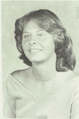 Delaine Davis' Classmates profile album