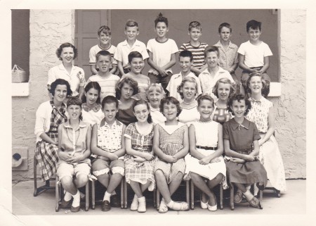 Mrs. Crumb's 5th grade class 1955