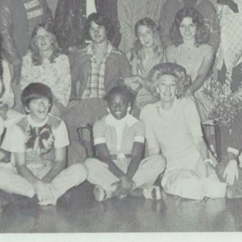 Darlene Ellis' Classmates profile album