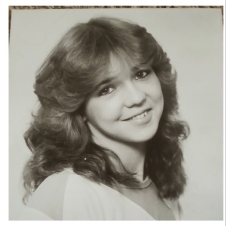 Bonnie Snyder's Classmates profile album