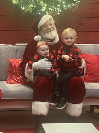Santa with Adaline and Noah James 2021