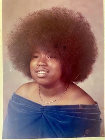 Yolanda Odoms' Classmates profile album