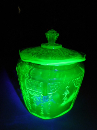 Uranium glass